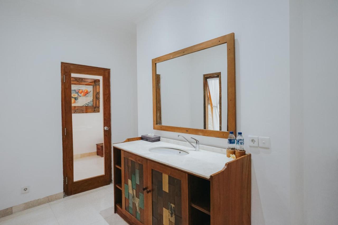 Alam Bidadari Seminyak Villa Luaran gambar