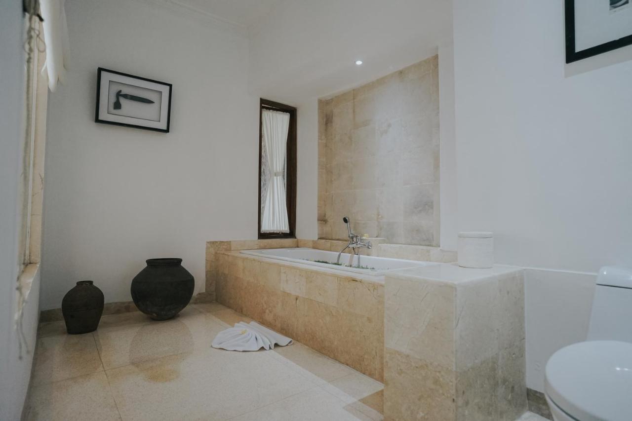 Alam Bidadari Seminyak Villa Luaran gambar