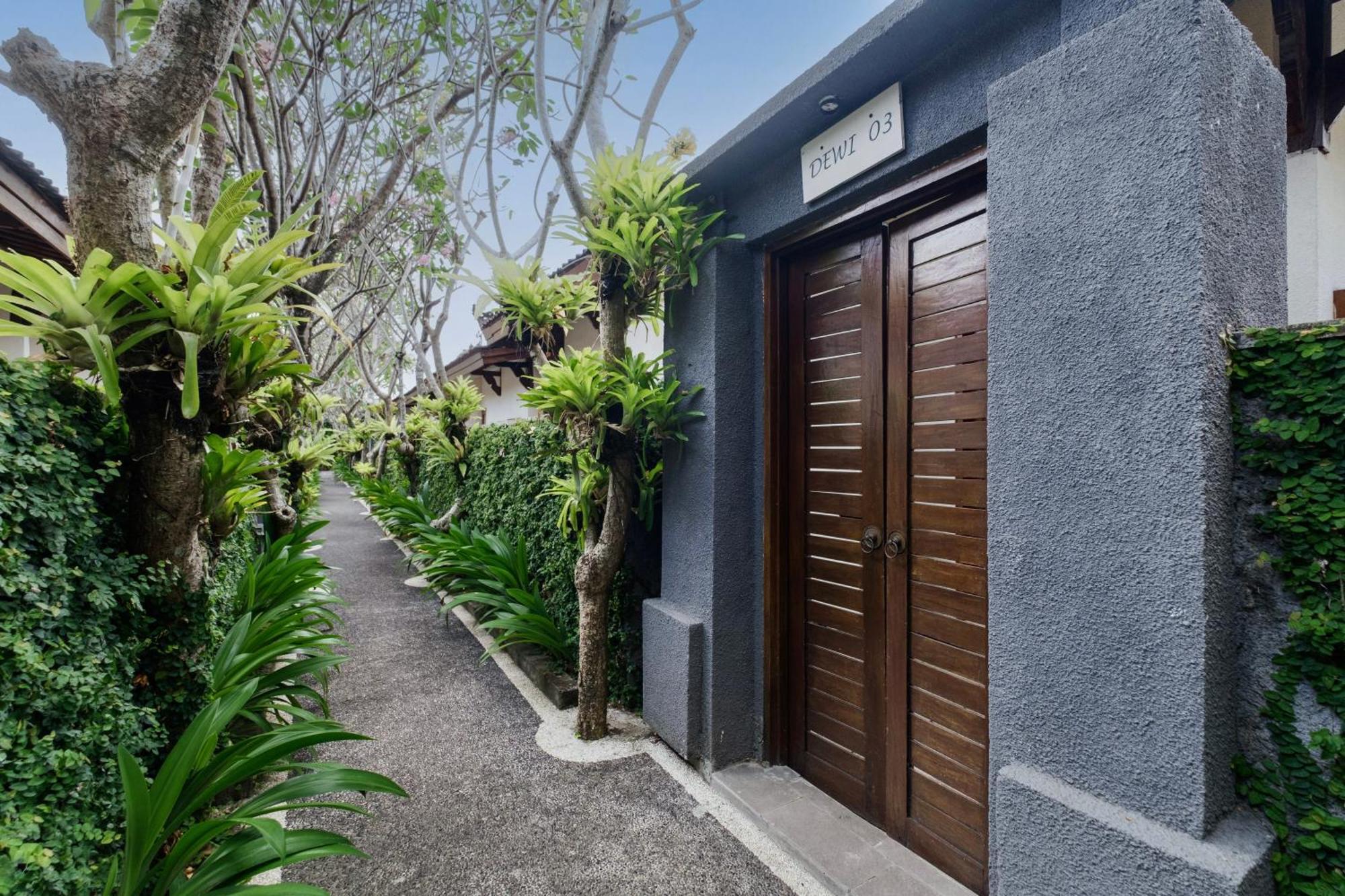 Alam Bidadari Seminyak Villa Luaran gambar