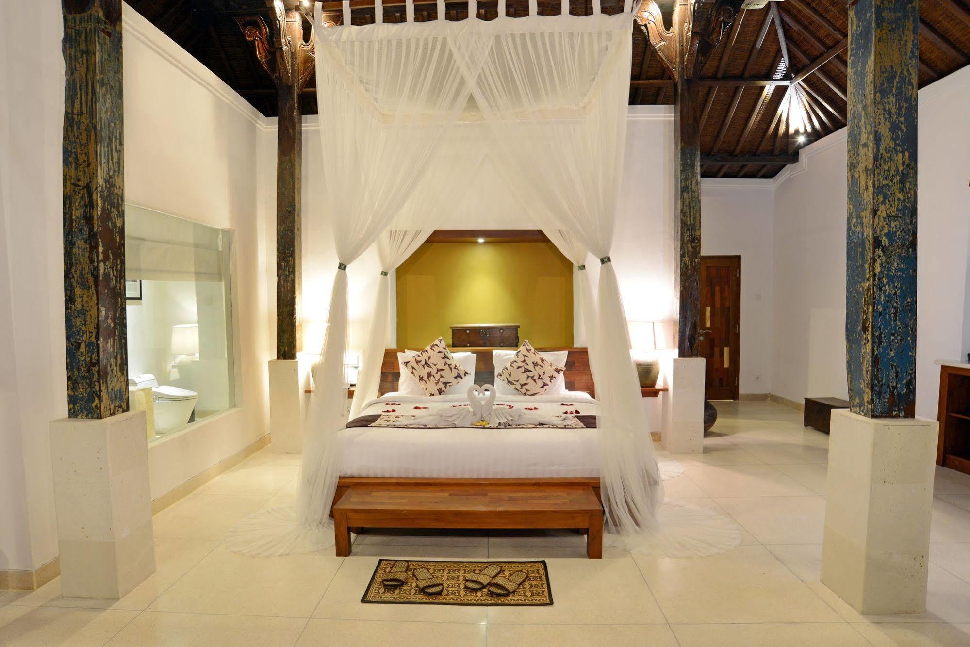 Alam Bidadari Seminyak Villa Luaran gambar
