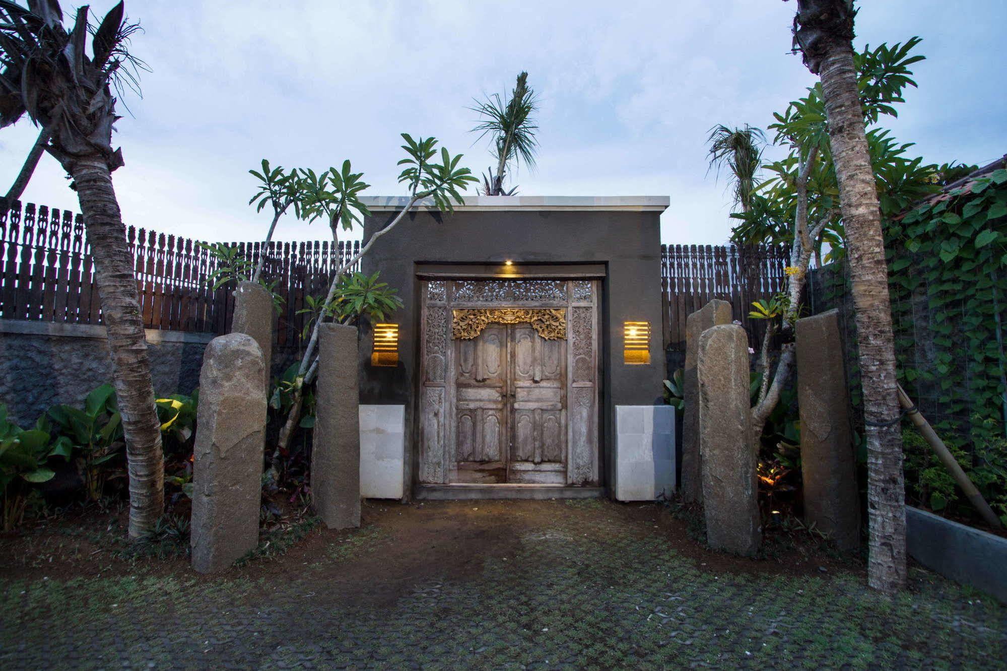 Alam Bidadari Seminyak Villa Luaran gambar